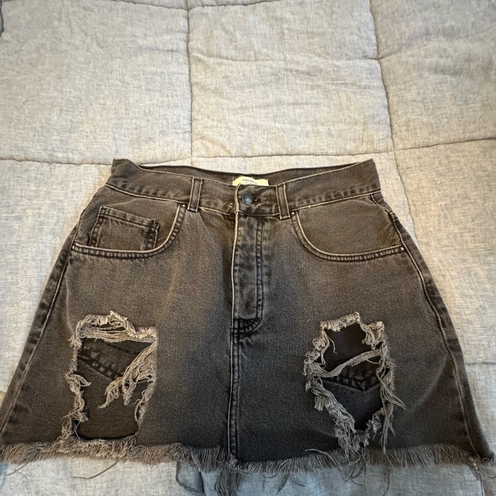 4 for $45 🌸 Distressed Black Denim Mini Skirt